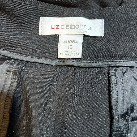 Black midrise, Liz Claiborne Audra trouser - Picture 4 of 6